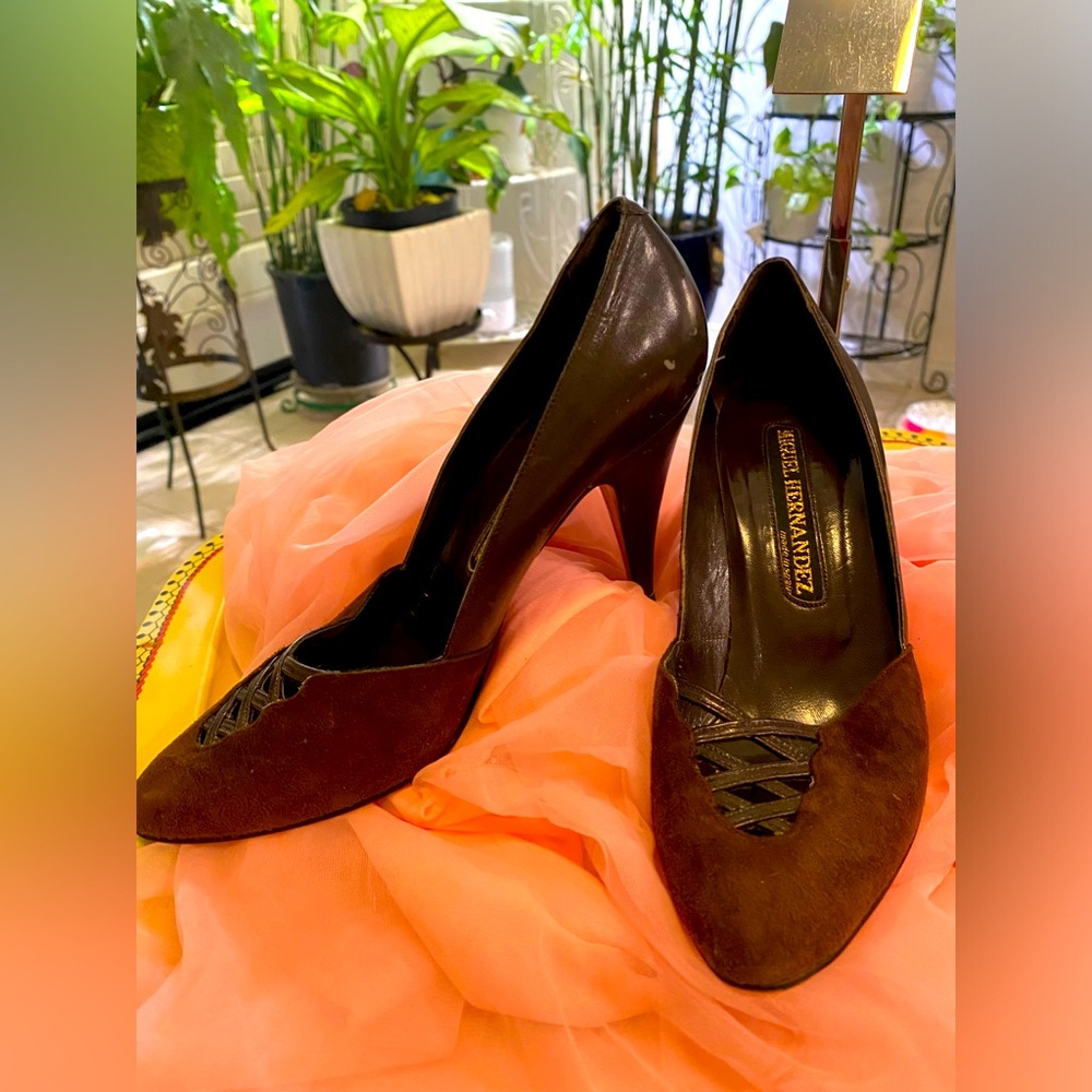 MIGUEL HERNANDEZ CLASSIC HIGH-HEELS